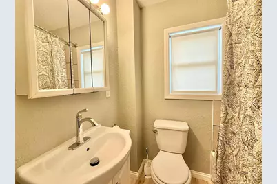 2002 S Harrison Avenue, Beloit, WI 53511 - Photo 12
