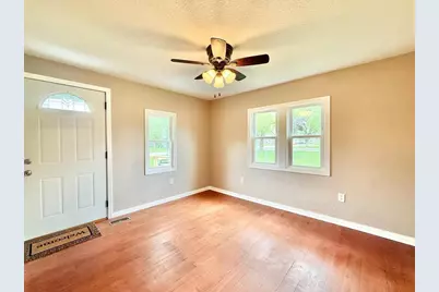 2002 S Harrison Avenue, Beloit, WI 53511 - Photo 2
