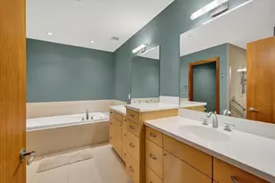 350 S Hamilton St, Madison, WI 53703 - Photo 28