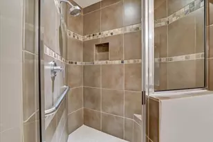350 S Hamilton St, Madison, WI 53703 - Photo 38