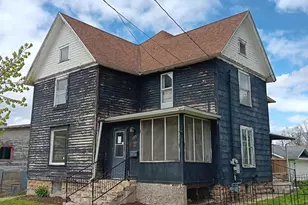 122 W Church St, Columbus, WI 53925 - Photo 1