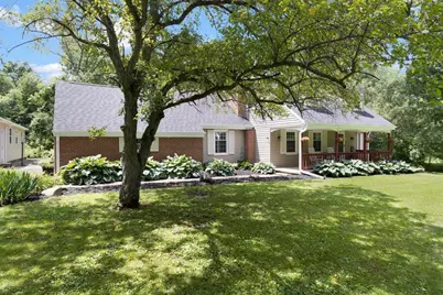 6858 E Foxhollow Road, Clinton, WI 53525 - Photo 2