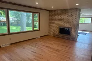 4813 Flint Ln, Madison, WI 53714 - Photo 4