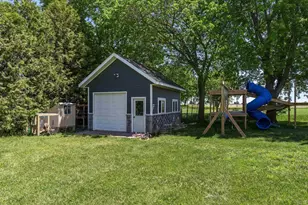 W9020 Breezy Point Rd, Beaver Dam, WI 53916 - Photo 52