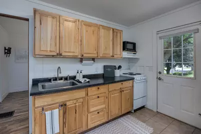 306 Bue Street, Deerfield, WI 53531 - Photo 6