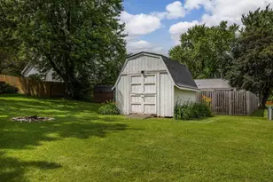 306 Bue St, Deerfield, WI 53531 - Photo 18