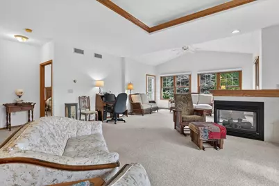 3835 Huntington Avenue, Janesville, WI 53546 - Photo 8