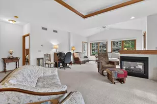 3835 Huntington Ave, Janesville, WI 53546 - Photo 8