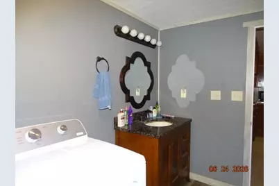 124 E Vallette Street, Oxford, WI 53952 - Photo 8