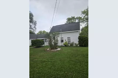 124 E Vallette Street, Oxford, WI 53952 - Photo 2