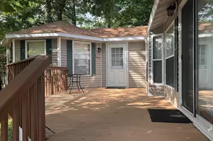 117 Wood Haven Dr, Wisconsin Dells, WI 53965 - Photo 2