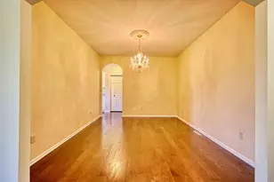 417 Skyview Dr, Waunakee, WI 53597 - Photo 14