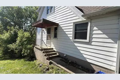 210 S Hubbard Street, Horicon, WI 53032 - Photo 2