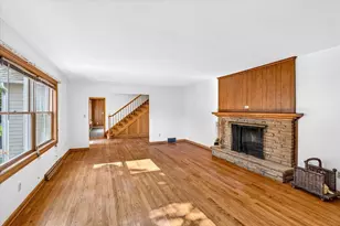 818 River Rd, DeForest, WI 53532 - Photo 10