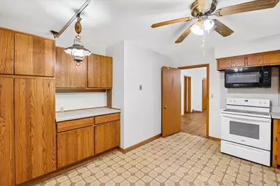 818 River Road, DeForest, WI 53532 - Photo 20