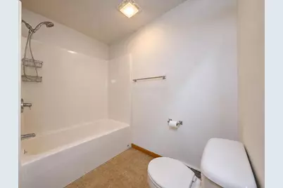 1066 Hillside Drive #6, Wisconsin Dells, WI 53965 - Photo 10