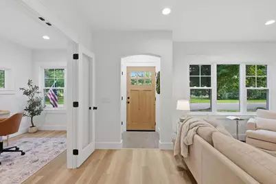 314 Van Deusen Street, Madison, WI 53715 - Photo 2
