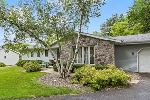860 Iroquois Cir, Baraboo, WI 53913 - Photo 34