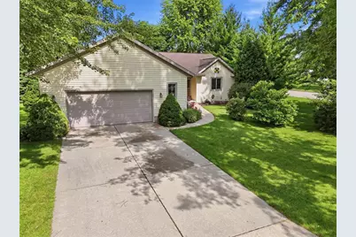 800 Sunset Drive, Cottage Grove, WI 53527 - Photo 2