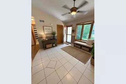 800 Sunset Drive, Cottage Grove, WI 53527 - Photo 6