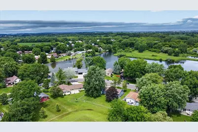 505 Dennis Drive, DeForest, WI 53532 - Photo 4