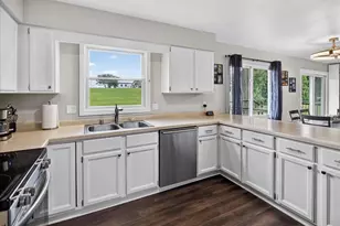 505 Dennis Dr, DeForest, WI 53532 - Photo 18