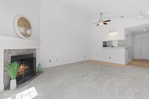 809 Harbor House Dr, Madison, WI 53719 - Photo 6
