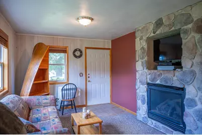 685 Hog Island Road, New Lisbon, WI 53950 - Photo 4