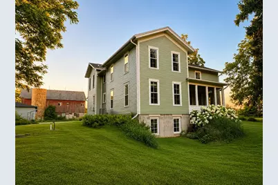 8220 N Tolles Road, Janesville, WI 53536 - Photo 2
