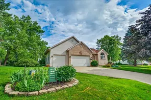 712 Brook St, DeForest, WI 53532 - Photo 68