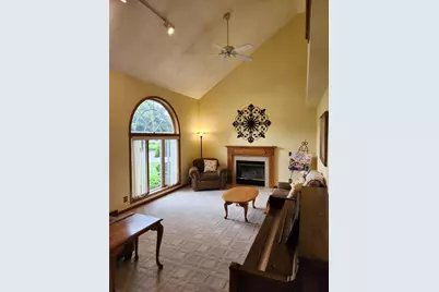 1021 Burnwyck Drive, Janesville, WI 53546 - Photo 6