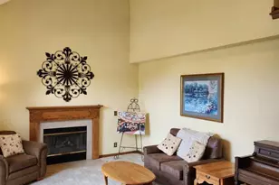 1021 Burnwyck Dr, Janesville, WI 53546 - Photo 4