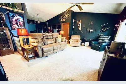 1113 N Wuthering Hills Drive, Janesville, WI 53546 - Photo 4