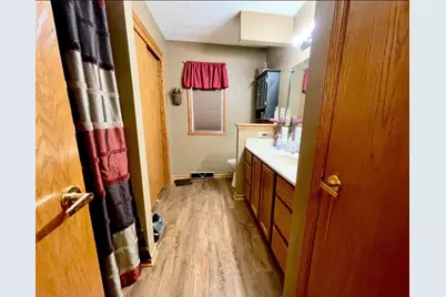 1113 N Wuthering Hills Drive, Janesville, WI 53546 - Photo 6