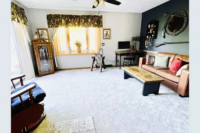 1113 N Wuthering Hills Drive, Janesville, WI 53546 - Photo 16