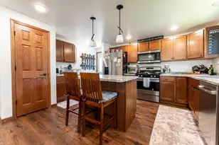 610 Glendale Ave, Tomah, WI 54660 - Photo 8