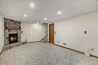 1521 Mayfield Lane, Madison, WI 53704 - Photo 22