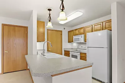 6828 Parkside Circle, Windsor, WI 53532 - Photo 18