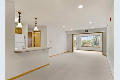 6828 Parkside Circle, Windsor, WI 53532 - Photo 12