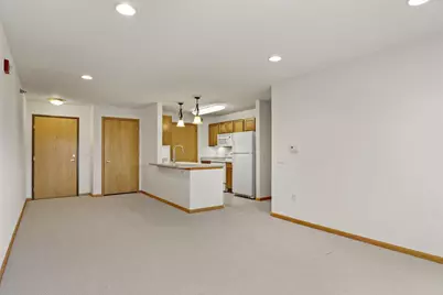 6828 Parkside Circle, Windsor, WI 53532 - Photo 14