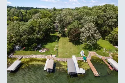 1004 Birch Haven Circle, Monona, WI 53716 - Photo 10