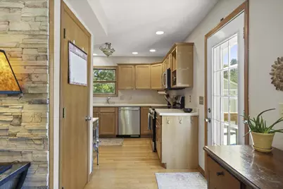4712 Rothman Place, Monona, WI 53716 - Photo 10
