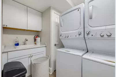 2436 S Wentworth Avenue, Milwaukee, WI 53207 - Photo 36