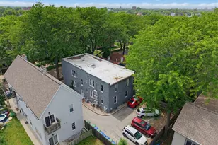 2436 S Wentworth Ave, Milwaukee, WI 53207 - Photo 32