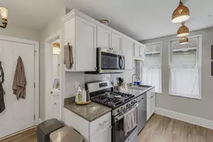 2436 S Wentworth Ave, Milwaukee, WI 53207 - Photo 14