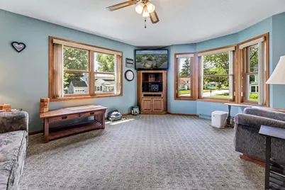 218 S Jefferson Street, New Lisbon, WI 53950 - Photo 4