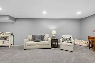 1271 Gas Light Dr, Sun Prairie, WI 53590 - Photo 46