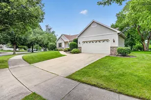 5237 Summer Ridge Dr, Madison, WI 53704 - Photo 36