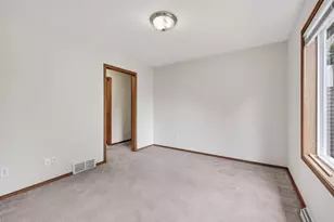 5237 Summer Ridge Dr, Madison, WI 53704 - Photo 22