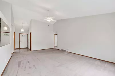 5237 Summer Ridge Drive, Madison, WI 53704 - Photo 18